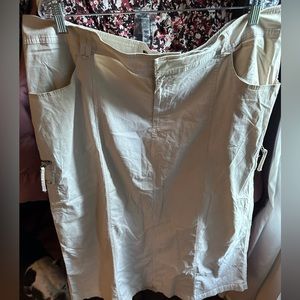 90s/Y2K style cargo khaki skirt